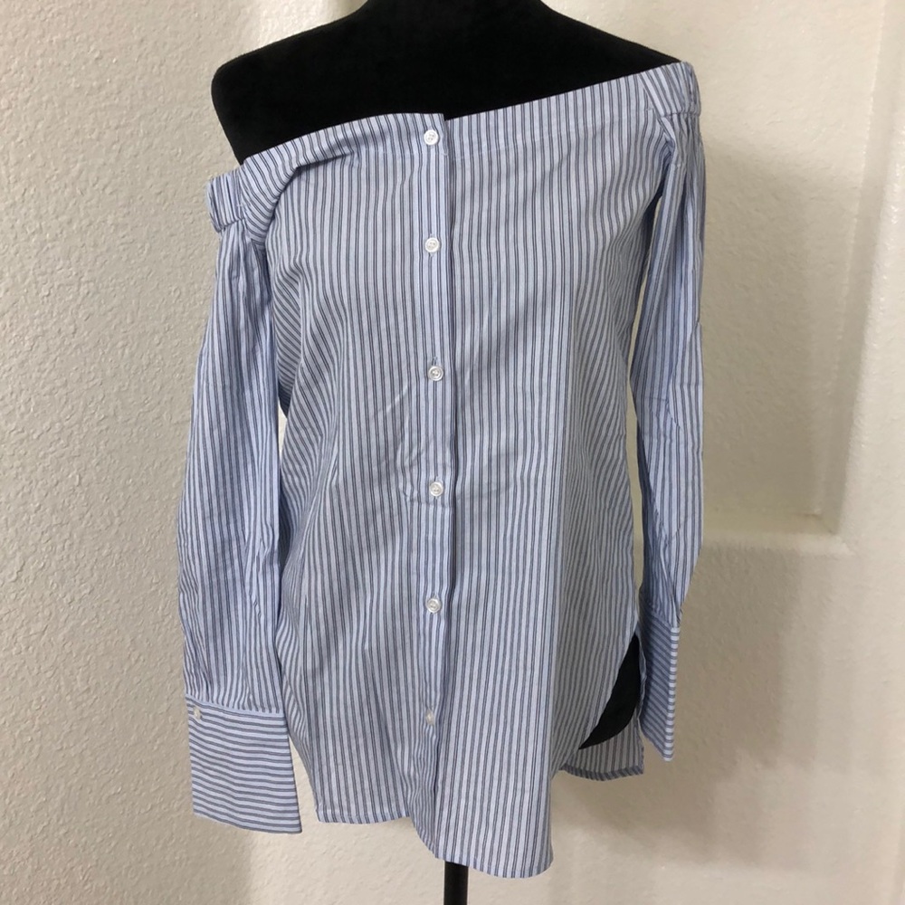 Drew Off-Shoulder Button Down Shirt Size S